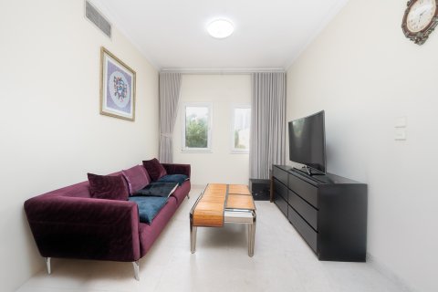 Villa zum Verkauf in Meadows, Dubai, VAE 6 Schlafzimmer, 628.4 m2 Nr. 749206 - Foto 10
