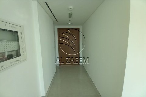 Apartamento en alquiler en Abu Dhabi, EAU 1 dormitorio, 76 m2 № 663036 - foto 5