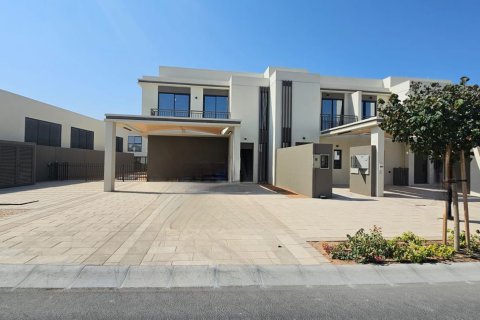 Maison de ville à Ras Al Khaimah, EAU: 3 chambres, 192 m2 № 734871