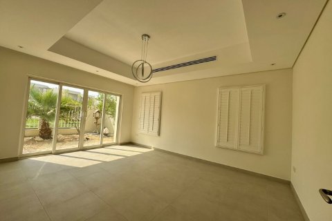 Villa in vendita a Ras Al Khaimah, EAU 4 camere da letto, 443 mq. № 734868 - foto 11