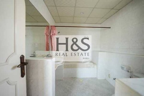 Vilë në Dubai, Emiratet e Bashkuara Arabe 4 dhoma gjumi, 1407 m2. № 642223 - Foto 11