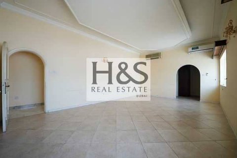 Vilë në Dubai, Emiratet e Bashkuara Arabe 4 dhoma gjumi, 1407 m2. № 642223 - Foto 12