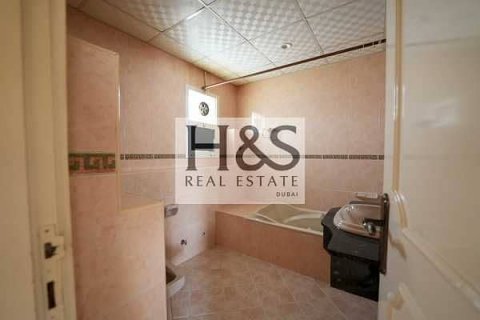 Vilë në Dubai, Emiratet e Bashkuara Arabe 4 dhoma gjumi, 1407 m2. № 642223 - Foto 10