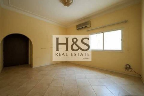 Vilë në Dubai, Emiratet e Bashkuara Arabe 4 dhoma gjumi, 1407 m2. № 642223 - Foto 8
