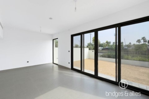 Villa en alquiler en Tilal Al Ghaf, Dubai, EAU 4 dormitorios, 279 m2 № 678744 - foto 4