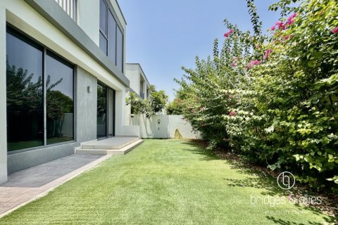 וילה למכירה ב Dubai Hills Estate, Dubai, איחוד האמירויות  4 חדרי שינה, 347 מ"ר, מספר 678745 - תמונה 1