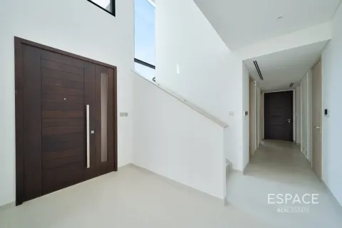 Villa til salgs i Jebel Ali, Dubai, Emiratene 4 soverom, 376 kvm Nr. 737753 - Foto 8