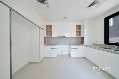 Villa til salgs i Jebel Ali, Dubai, Emiratene 4 soverom, 376 kvm Nr. 737753 - Foto 6