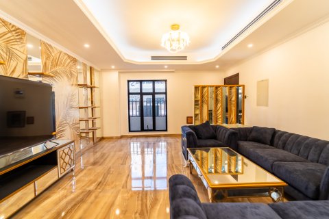 Villa sa Jumeirah Village Triangle, Dubai, UAE 4 silid-tulugan, 329 sq.m. № 739630 - larawan 4