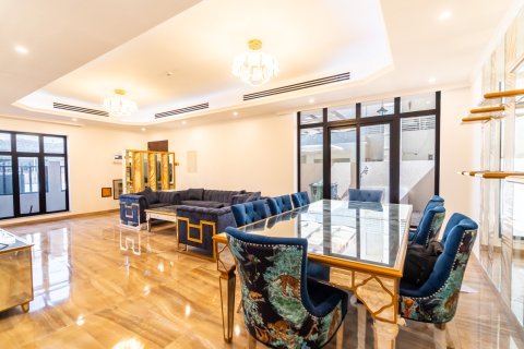Villa in Jumeirah Village Triangle, Dubai, UAE 4 bedrooms, 329 sq.m. № 739630