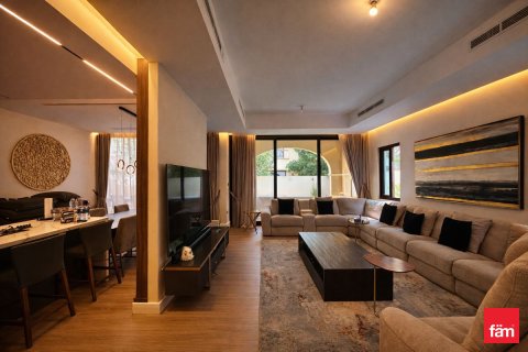 Villa til salg i Dubai, UAE 3 soveværelser, 405 kvm № 699714 - foto 6