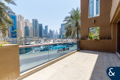 Dubai Marina, Dubai, BAE’de satılık вилла 5 yatak odası, 336 m² No 666428 - fotoğraf 1