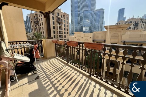 Apartman u Old Town, Dubai, UAE 2 spavaćih soba, 131 m2 Br. 666426 - fotografija 17