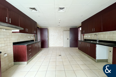 Διαμέρισμα σε EMIRATES CROWN σε Dubai Marina, ΗΑΕ 3 υπνοδωμάτια, 361 τ.μ. Αρ. 671631 - φωτογραφία 4