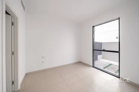 Villa til salgs i Dubai Land, Dubai, Emiratene 4 soverom, 243 kvm Nr. 661031 - Foto 6