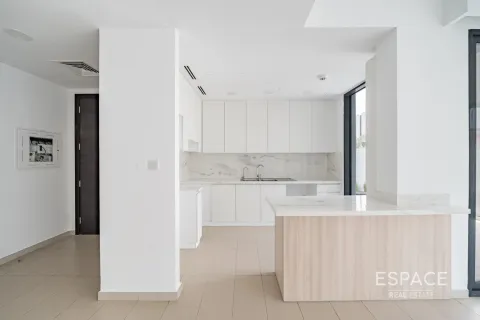 Villa til salgs i Dubai Land, Dubai, Emiratene 4 soverom, 243 kvm Nr. 661031 - Foto 4