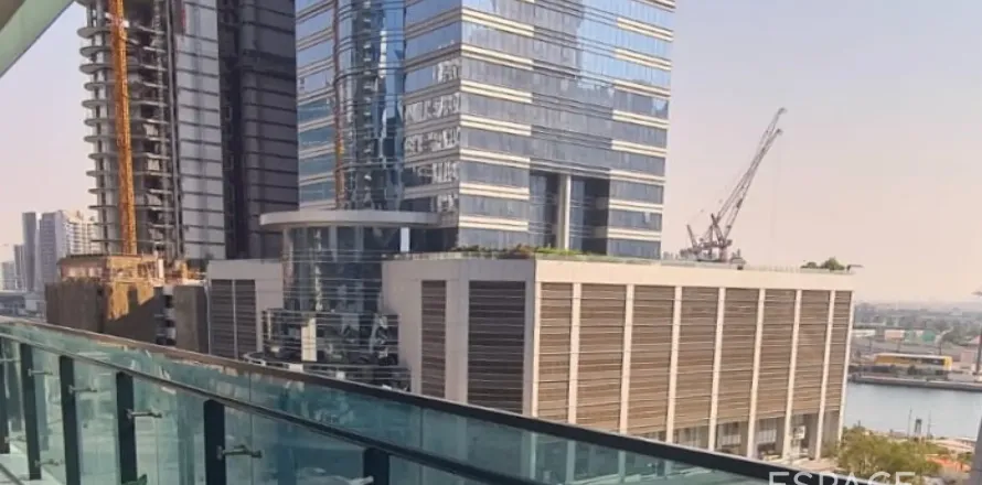 Квартира в Бизнес-Бэй, Дубай, ОАЭ 2 спальни, 92м2 № 661034