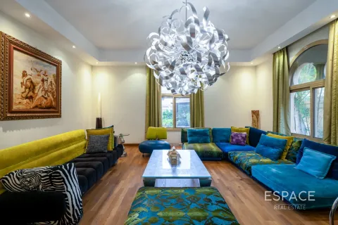 Купить виллу в Dubai Land, Дубай, ОАЭ 5 спален, 600м2, № 661030 - фото 2