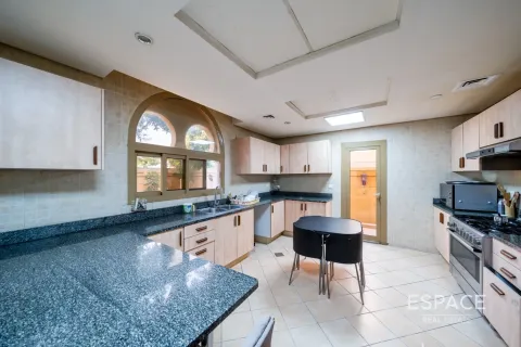 Купить виллу в Dubai Land, Дубай, ОАЭ 5 спален, 600м2, № 661030 - фото 4