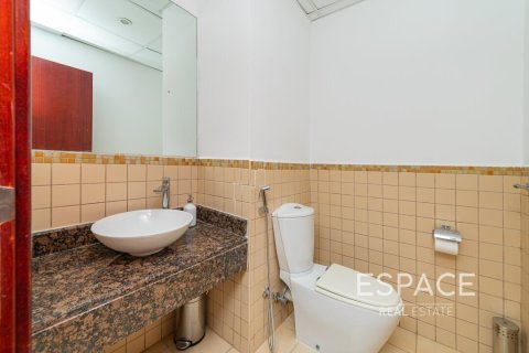 Lakás itt: Jumeirah Beach Residence, Dubai, EAE, 2 hálószoba, 129 m², azonosító: 661028 - fénykép 15