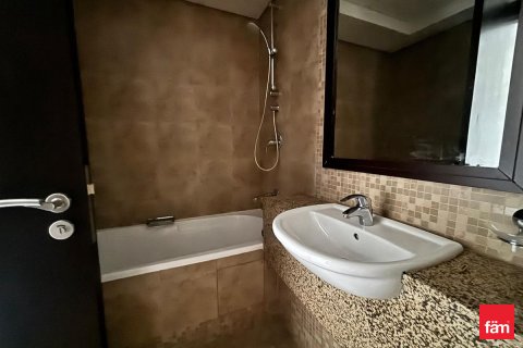 Huoneisto DIFC, Dubai, Arabiemiraatit 2 makuuhuonetta, 117.7 m2 № 635815 - kuva 24