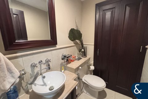 Huoneisto Old Town, Dubai, Arabiemiraatit 1 makuuhuone, 96 m2 № 668086 - kuva 17