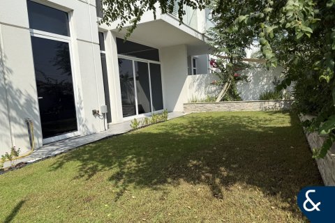 Βίλα σε Mudon, Dubai, ΗΑΕ 3 υπνοδωμάτια, 218 τ.μ. Αρ. 668090 - φωτογραφία 17