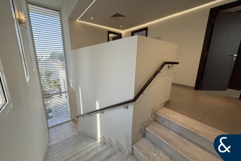 Βίλα σε Mudon, Dubai, ΗΑΕ 3 υπνοδωμάτια, 218 τ.μ. Αρ. 668090 - φωτογραφία 8