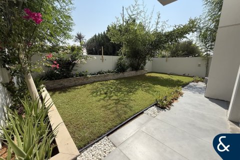 Βίλα σε Mudon, Dubai, ΗΑΕ 3 υπνοδωμάτια, 218 τ.μ. Αρ. 668090 - φωτογραφία 16