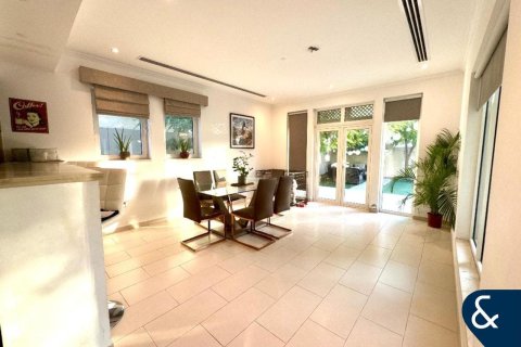 Villa à louer à Jumeirah Park, Dubai, EAU 3 chambres, 285 m2 № 668089 - photo 12