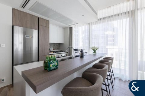 Lägenhet uthyres i Dubai Marina, Dubai, UAE 2 sovrum, 133 kvm Nr. 668087 - fotografi 16