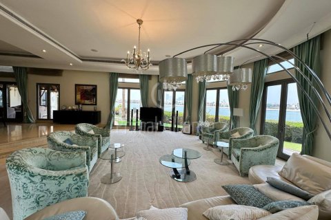 فيلا للإيجار في نخلة جميرا، دبي، الإمارات العربية المتحدة 5 غرفة نوم ، 1244.62 متر مربع ، رقم 650552 - صورة 2