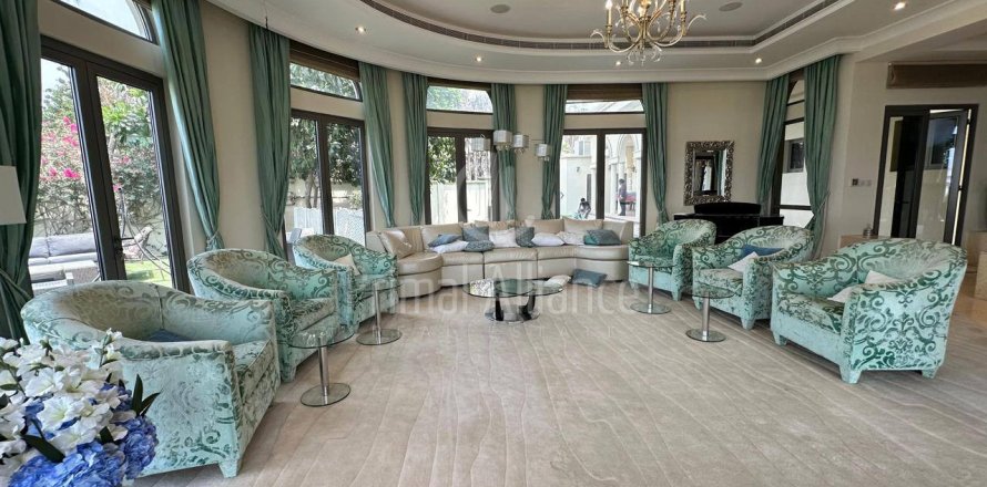 فيلا في نخلة جميرا، دبي 5 غرفة نوم ، 1244.62 متر مربع . ر قم 650552