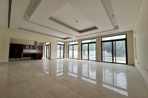 Снять в аренду виллу в Мохаммед Бин Рашид Сити, Дубай, ОАЭ 6 спален, 1179.03м2, № 650551 - фото 2