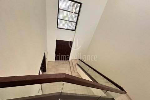 Снять в аренду виллу в Мохаммед Бин Рашид Сити, Дубай, ОАЭ 6 спален, 1179.03м2, № 650551 - фото 13