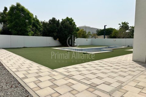 Снять в аренду виллу в Мохаммед Бин Рашид Сити, Дубай, ОАЭ 6 спален, 1179.03м2, № 650551 - фото 15