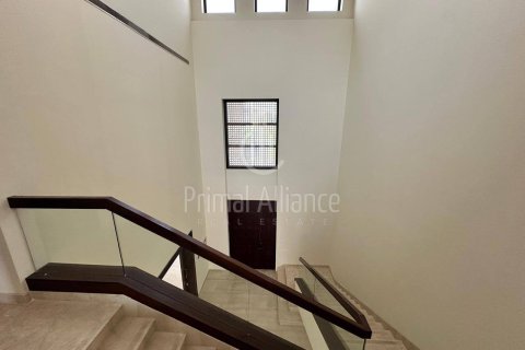 Снять в аренду виллу в Мохаммед Бин Рашид Сити, Дубай, ОАЭ 6 спален, 1179.03м2, № 650551 - фото 12