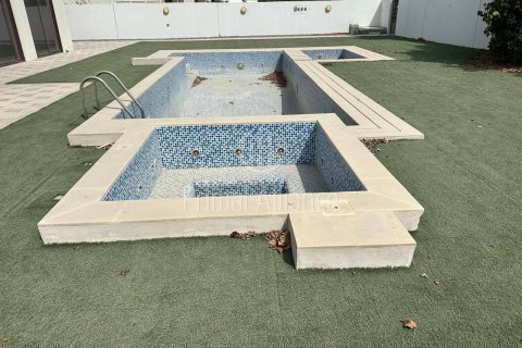 Снять в аренду виллу в Мохаммед Бин Рашид Сити, Дубай, ОАЭ 6 спален, 1179.03м2, № 650551 - фото 19