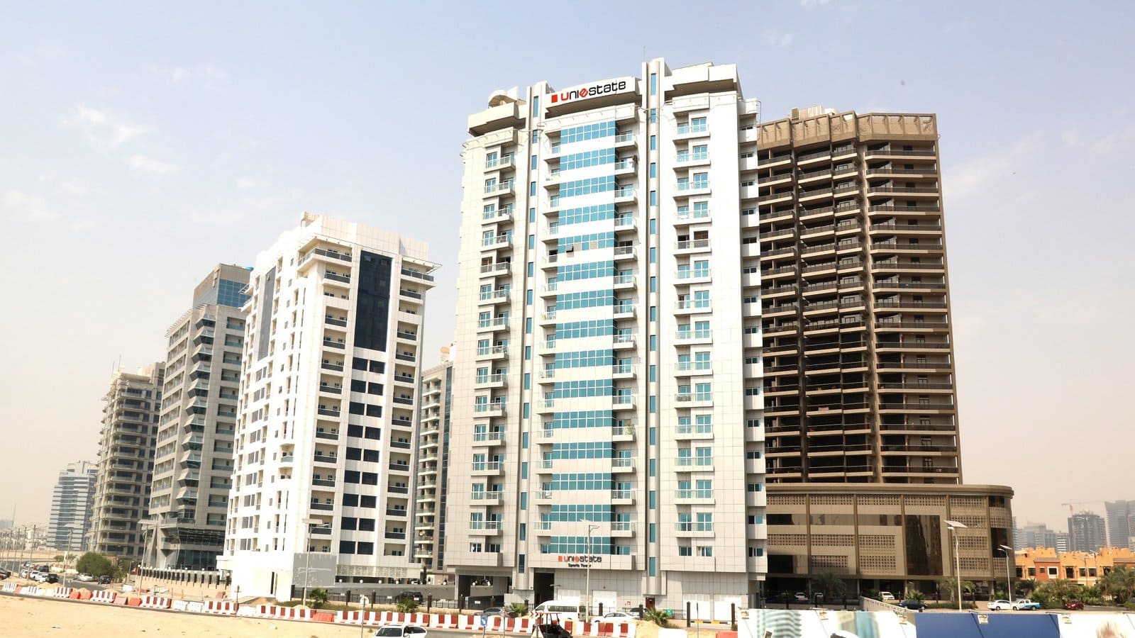 UNIESTATE SPORTS TOWER