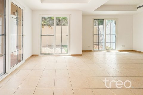 Βίλα σε Arabian Ranches, Dubai, ΗΑΕ 3 υπνοδωμάτια, 163.6 τ.μ. Αρ. 739255 - φωτογραφία 3