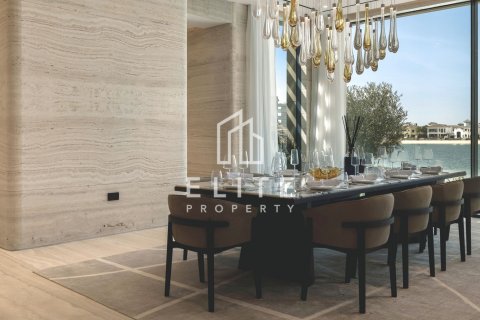 Villa in Palm Jumeirah, Dubai, UAE 6 bedrooms, 1059 sq.m. № 736266 - photo 5