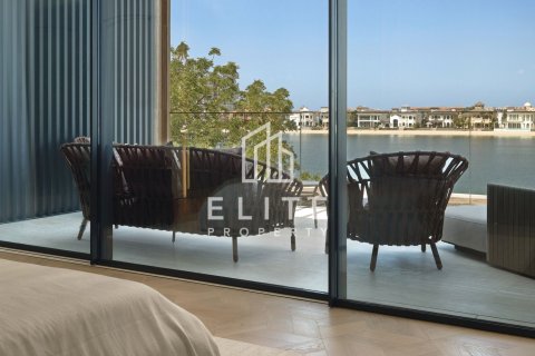 Villa in Palm Jumeirah, Dubai, UAE 6 bedrooms, 1059 sq.m. № 736266 - photo 15