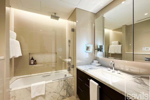 דירה למכירה ב Downtown Dubai (Downtown Burj Dubai), Dubai, איחוד האמירויות  2 חדרי שינה, 158 מ"ר, מספר 641011 - תמונה 16