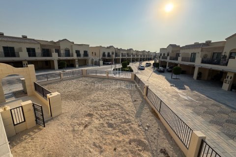 וילה למכירה ב Jumeirah Golf Estates, Dubai, איחוד האמירויות  3 חדרי שינה, 398.46 מ"ר, מספר 641093 - תמונה 1
