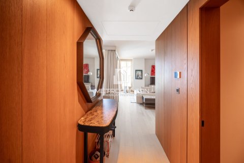 Appartamento in vendita a Jumeirah, Dubai, EAU 2 camere da letto, 180 mq. № 664931 - foto 16