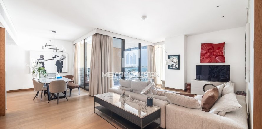 Appartamento a Jumeirah, Dubai, EAU 2 camere da letto, 180 mq. № 664931