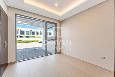 Radový dom v DAMAC Hills (Akoya by DAMAC), Dubai, SAE 4 spálne, 180.05 m2 č. 754204 - Fotografia 3