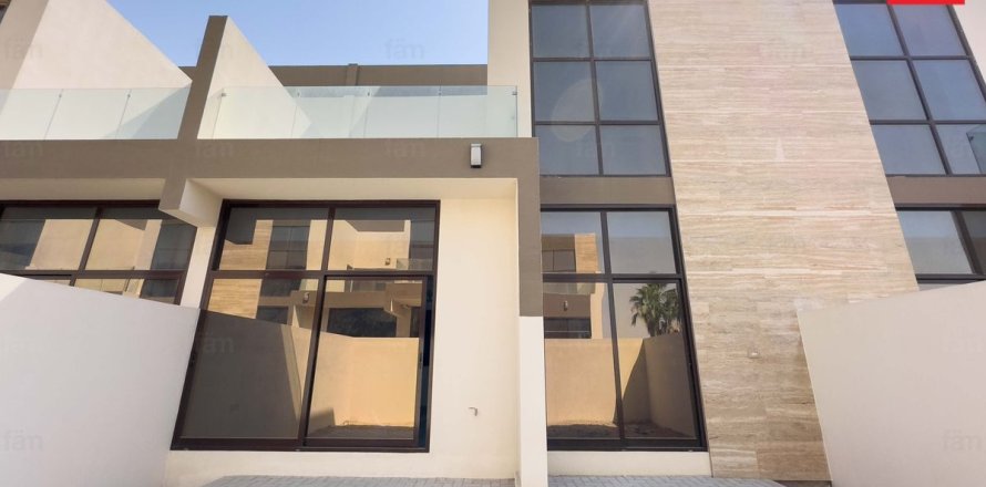 Kamienica w Dubai, ZEA 4 sypialnie, 187.2 mkw. nr 669845