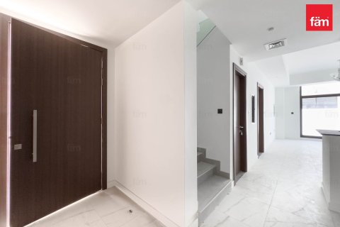 Kamienica do wynajęcia w Dubai, ZEA 4 sypialnie, 187.2 mkw., nr 669845 - zdjęcie 14