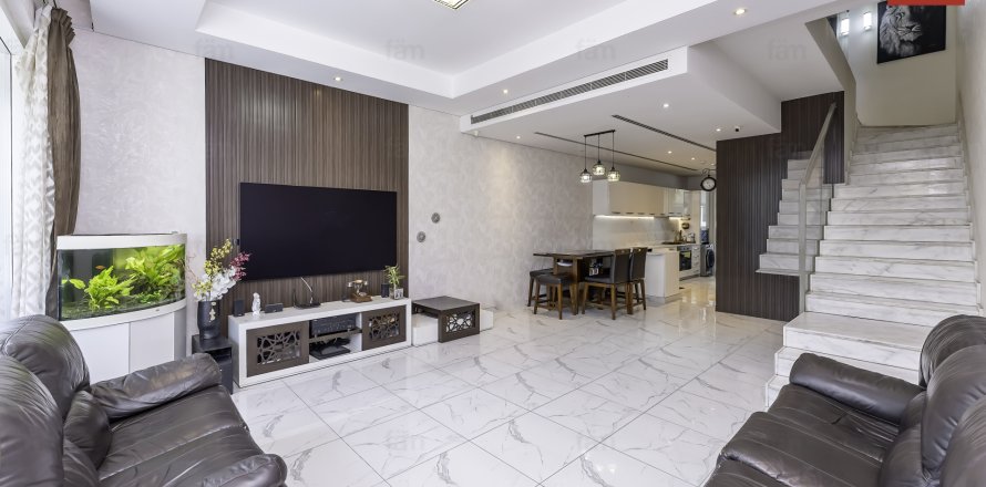 Villa em Dubai, EAU 3 quartos, 159.3 m2 № 669843